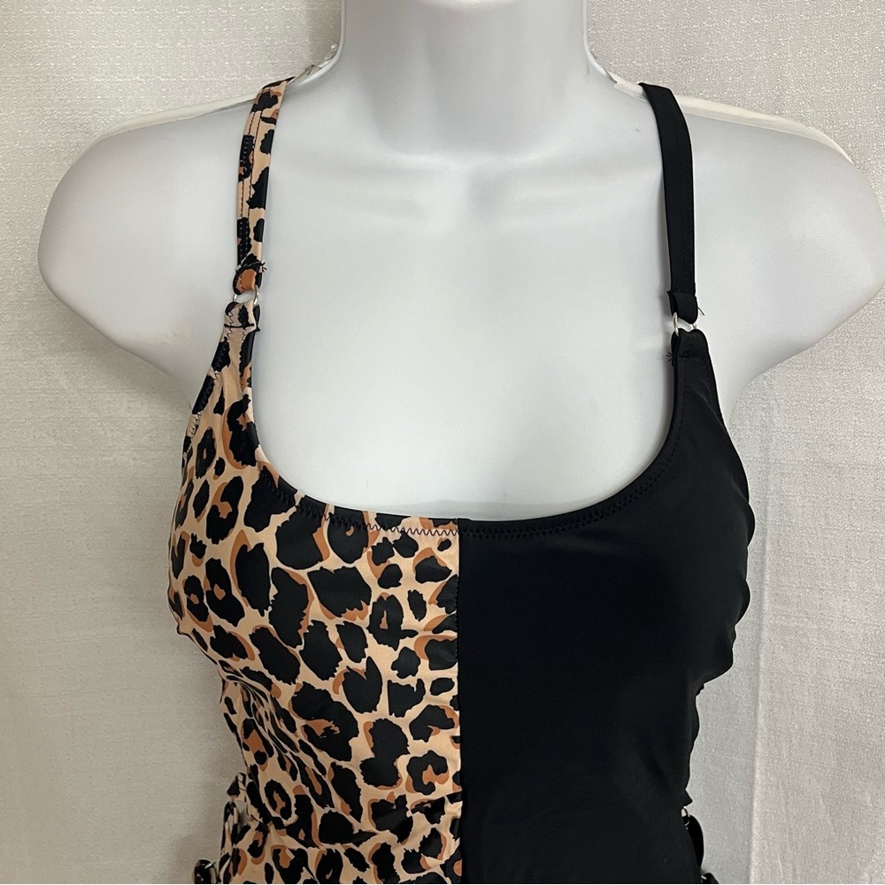 Tempt me ladies stylish one piece lace up swimsuit size large (NWT) - Picture 2 of 8